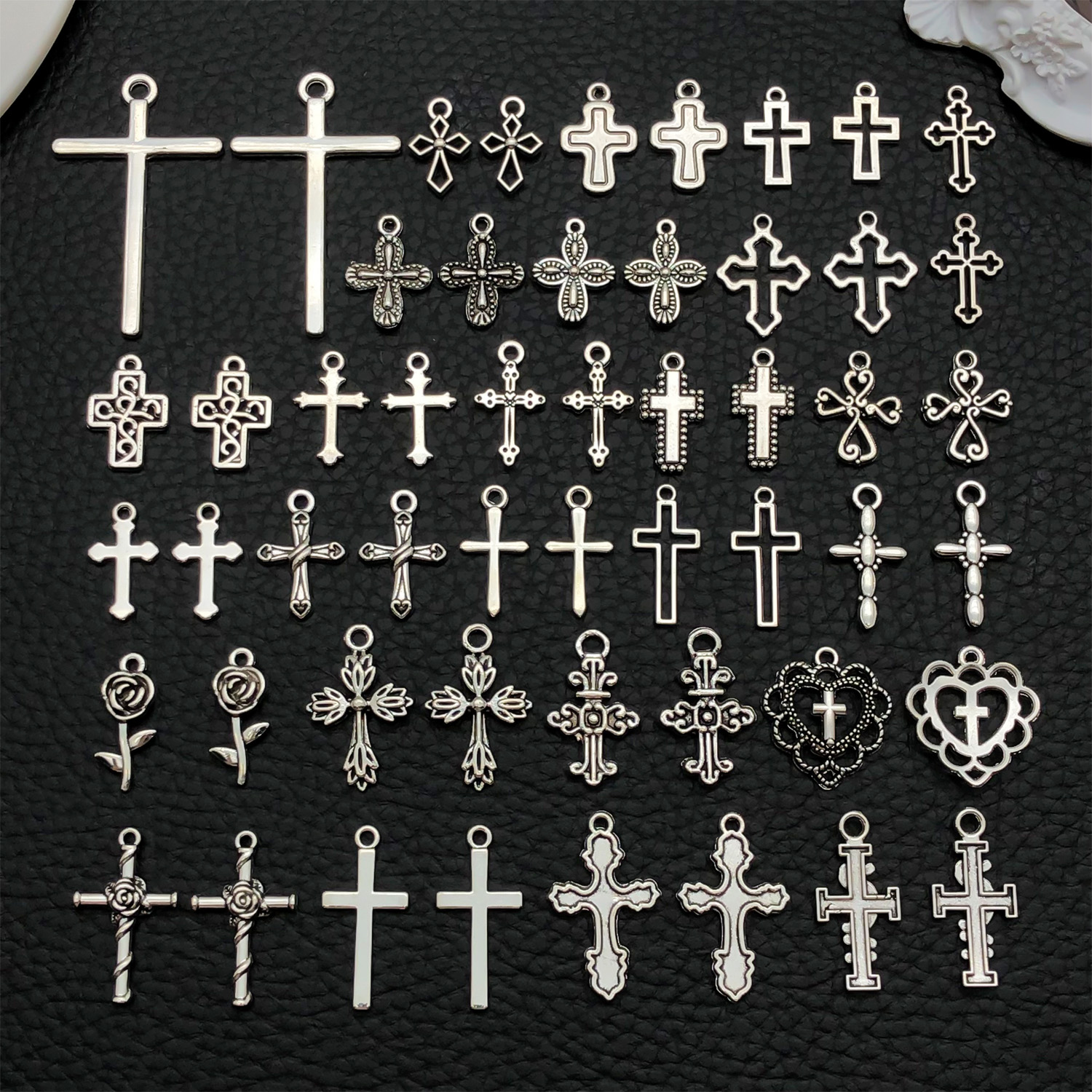 52pcs Assorted Cross Pendants  - مراجعة Jewelry Making Online وسعره
