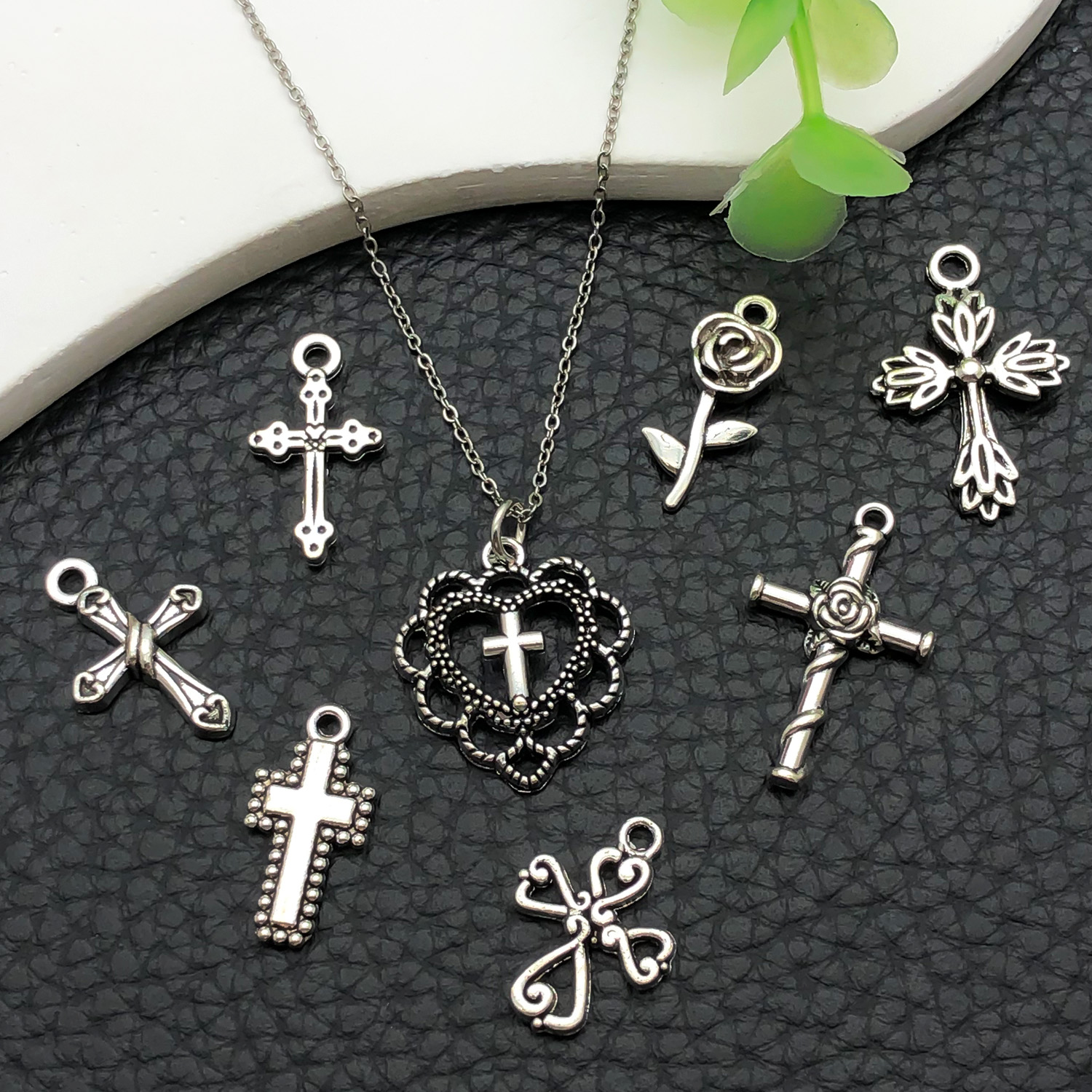 52pcs Assorted Cross Pendants  - مراجعة Jewelry Making Online وسعره